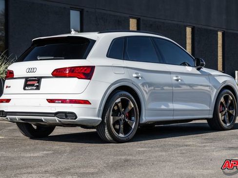 Used 2020 Audi SQ5 Premium Plus w/ Premium Plus Package image 10