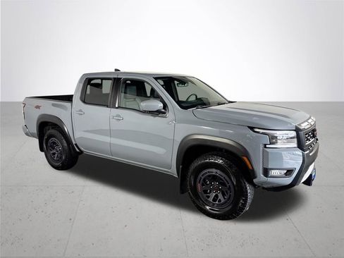 Used 2025 Nissan Frontier PRO-4X w/ Pro Premium Package AWD/4WD image 4