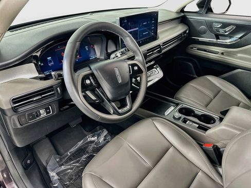 Used 2023 Lincoln Corsair FWD image 9