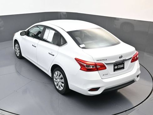 Used 2018 Nissan Sentra S FWD image 18