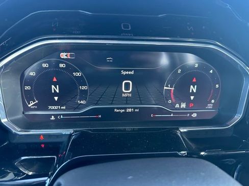 Used 2024 GMC Sierra 1500 SLT w/ SLT Premium Plus Package image 15