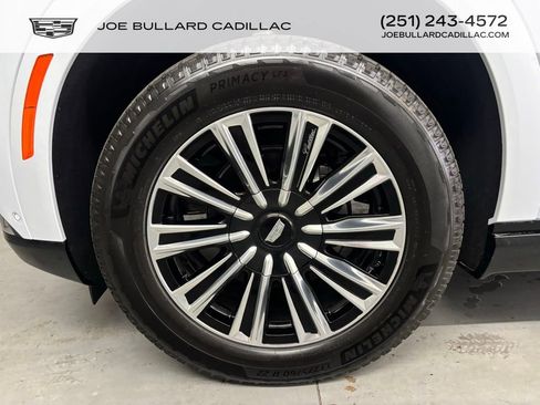 New 2026 Cadillac Escalade IQL Luxury image 15