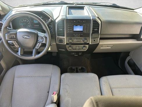 Used 2018 Ford F150 XLT image 25