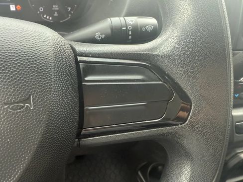 Used 2024 RAM ProMaster 2500 FWD image 12