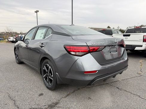 New 2025 Nissan Sentra SV image 7