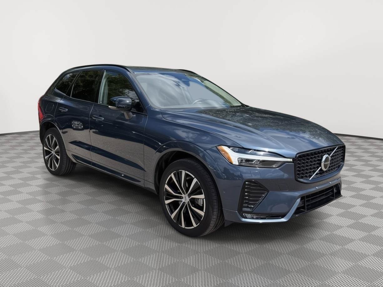 Used 2023 Volvo XC60 B6 Ultimate w/ Climate Package AWD/4WD image 9