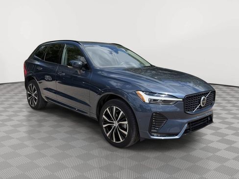 Used 2023 Volvo XC60 B6 Ultimate w/ Climate Package AWD/4WD image 9