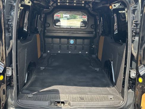 Used 2017 Ford Transit Connect XL FWD image 6