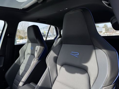 New 2026 Volkswagen Golf 2.0T image 23