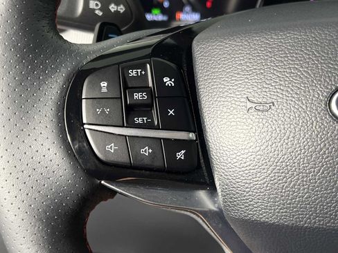 Used 2025 Ford Explorer ST AWD/4WD image 27