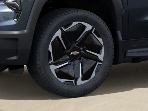 New 2026 Chevrolet Silverado EV LT image 9