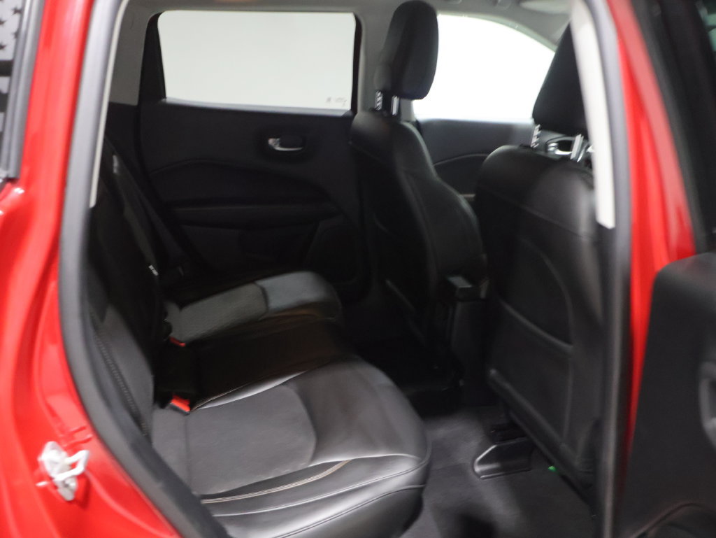 Used 2018 Jeep Compass Latitude w/ Popular Equipment Group AWD/4WD image 21