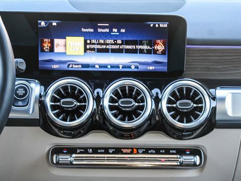 Certified 2025 Mercedes-Benz GLB 250 4MATIC image 14