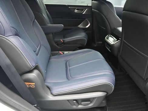New 2026 INFINITI QX80 4WD image 41