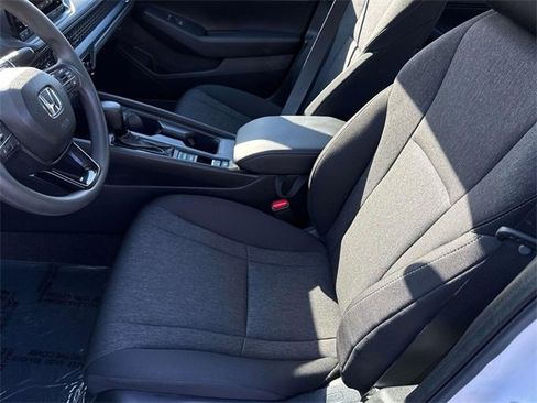 Used 2025 Honda Accord LX image 12