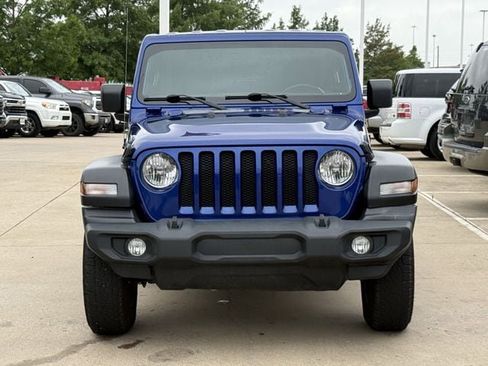 Used 2020 Jeep Wrangler Sport AWD/4WD image 6