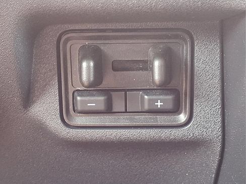 Used 2025 Ford Expedition Max Platinum AWD/4WD image 22