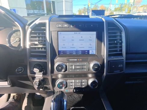 Used 2020 Ford F150 Platinum w/ Equipment Group 701A Luxury image 16