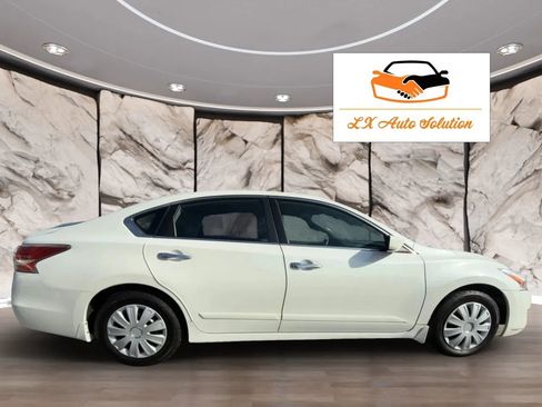 Used 2013 Nissan Altima 2.5 S image 6