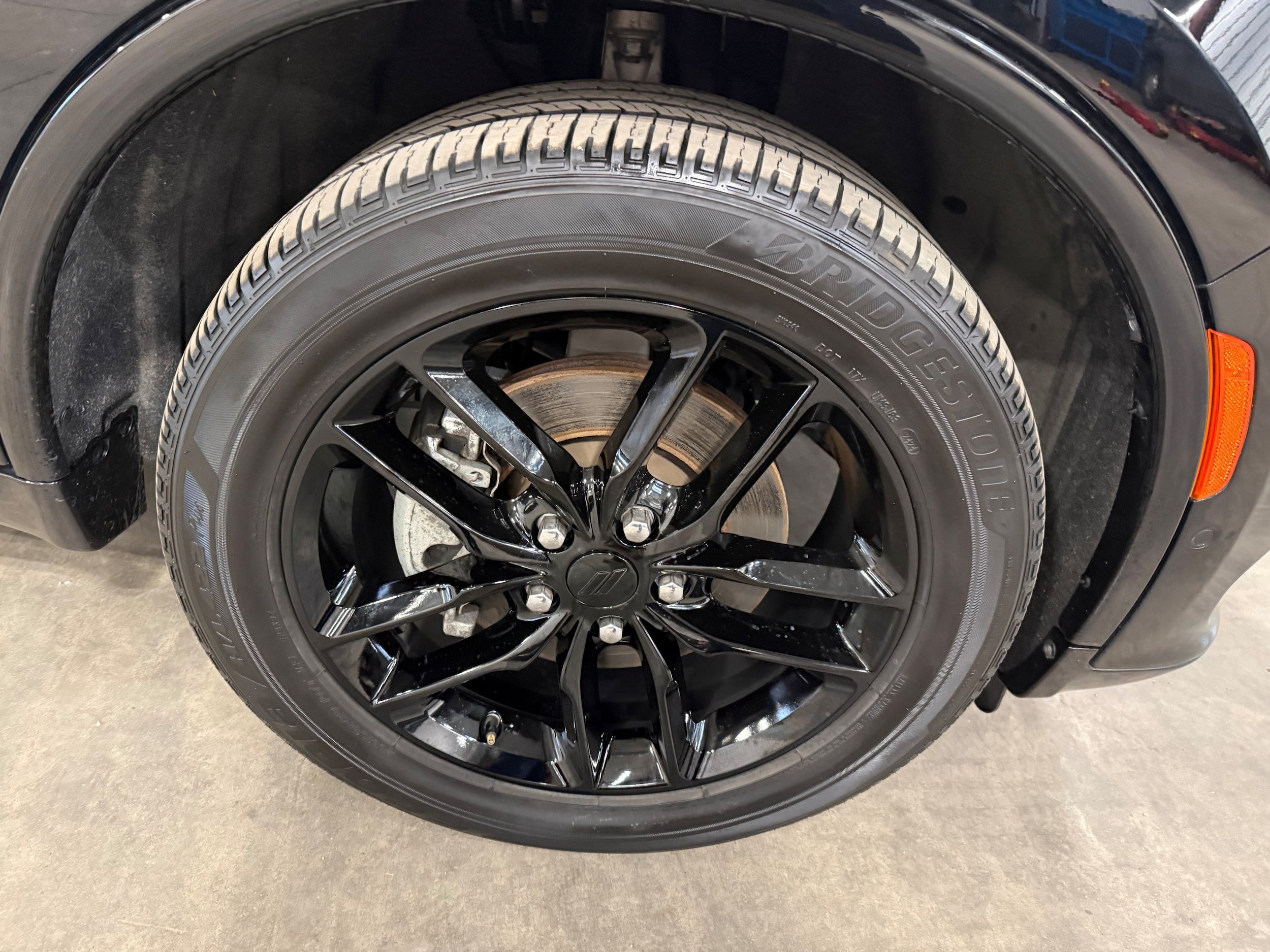 Certified 2024 Dodge Durango R/T AWD/4WD image 4