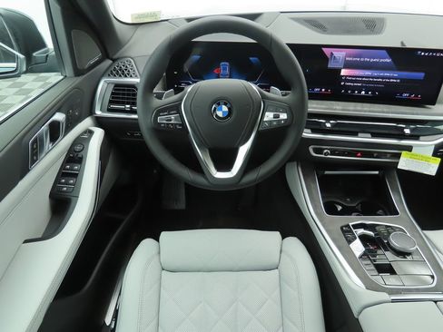 New 2026 BMW X5 sDrive40i w/ Climate Comfort Package image 10