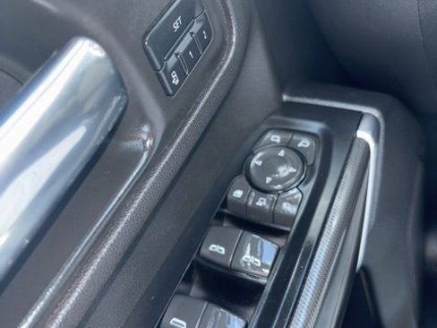 Used 2023 GMC Sierra 2500 AT4 w/ Gooseneck/5TH Wheel Package image 13