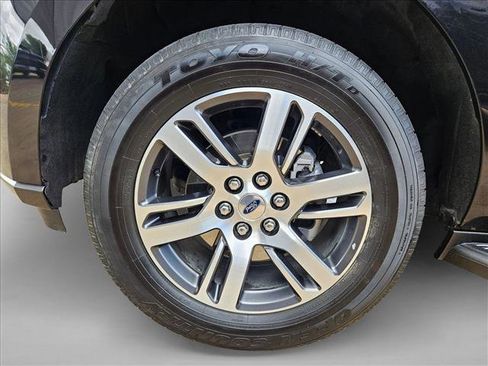 Used 2024 Ford Expedition Limited RWD image 27