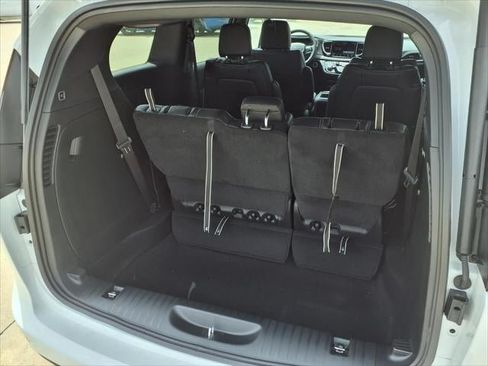 New 2026 Chrysler Pacifica Select w/ S Appearance Package FWD image 56