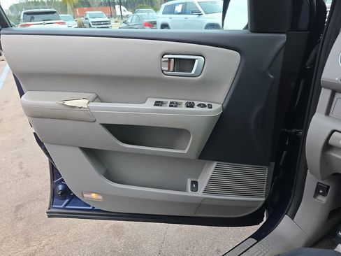 Used 2015 Honda Pilot EX-L image 32