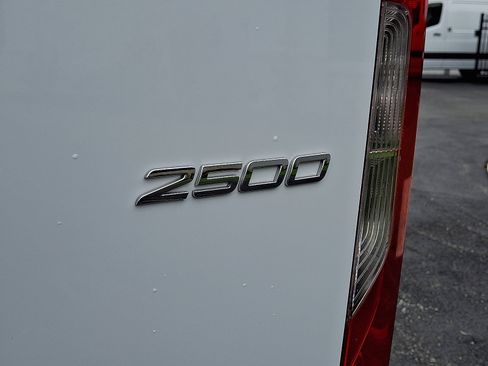 Used 2025 Mercedes-Benz Sprinter 2500 image 29