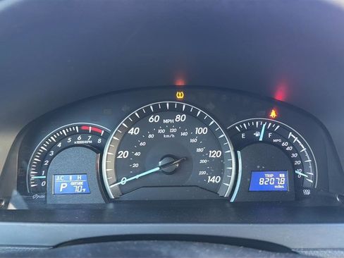 Used 2012 Toyota Camry LE image 24