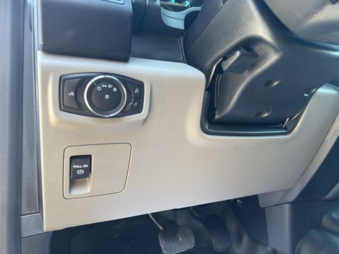 Used 2017 Ford F150 XL w/ XL Power Equipment Group AWD/4WD image 9