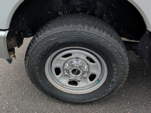 Used 2024 Ford F250 XLT AWD/4WD image 16