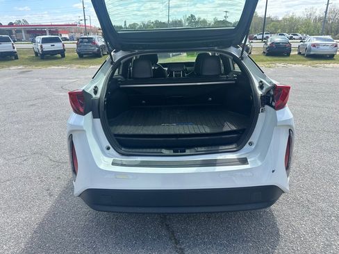 Used 2021 Toyota Prius Prime XLE FWD image 10