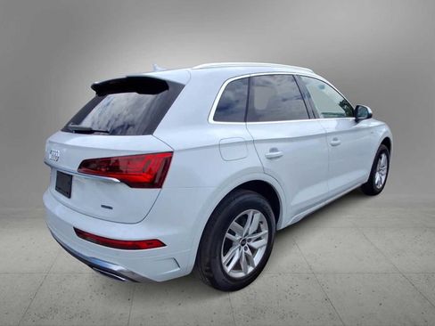 Used 2023 Audi Q5 2.0T Premium w/ Convenience Package AWD/4WD image 8