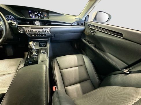 Used 2018 Lexus ES 350 w/ Accessory Package 2 FWD image 14