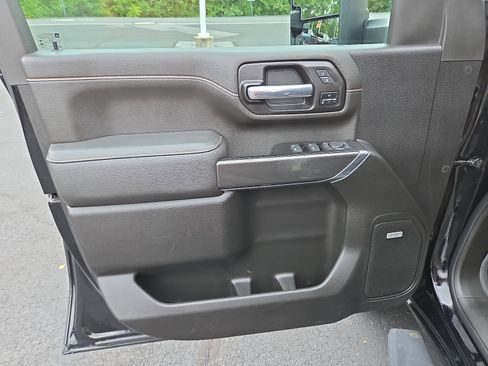 Used 2022 GMC Sierra 2500 AT4 w/ AT4 Preferred Package AWD/4WD image 14