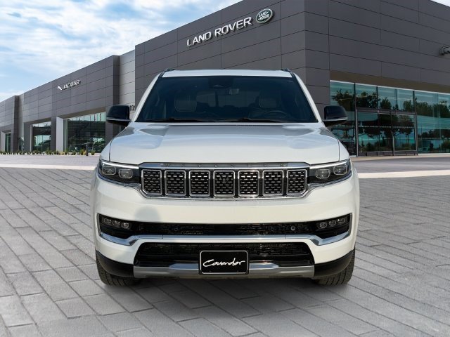 Used 2023 Jeep Grand Wagoneer Series III AWD/4WD image 8