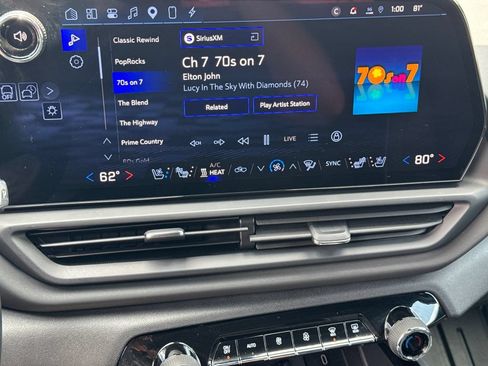 Used 2025 Chevrolet Silverado EV LT AWD/4WD image 27