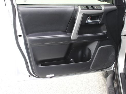 Used 2024 Toyota 4Runner SR5 Premium w/ Moonroof Package RWD image 12