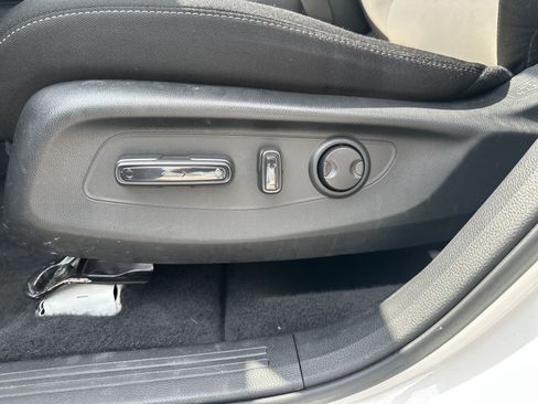 Used 2024 Honda CR-V EX image 14