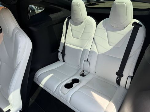 Used 2018 Tesla Model X AWD/4WD image 13