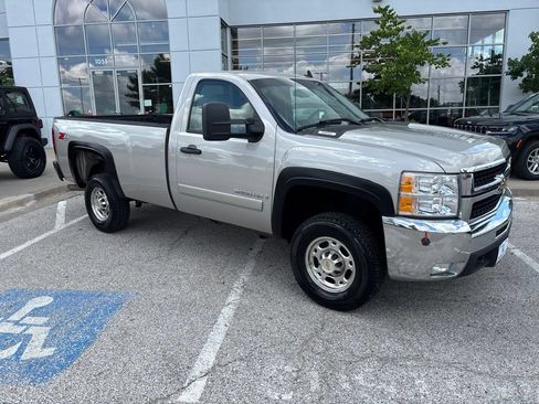 Used 2007 Chevrolet Silverado 2500 LT w/ Suspension Package, Off-Road AWD/4WD image 39