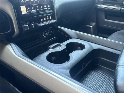 Used 2022 RAM 2500 Laramie AWD/4WD image 24