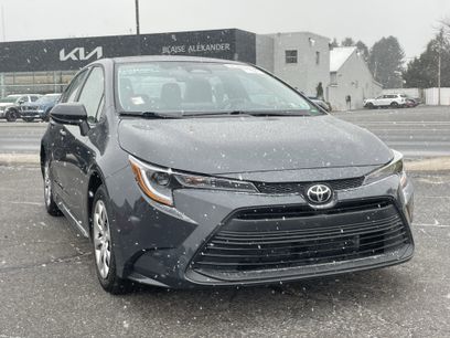 Used 2025 Toyota Corolla LE