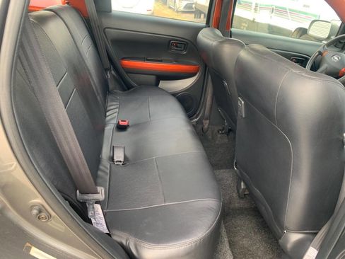 Used 2004 Scion xA FWD image 9