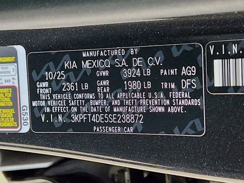 New 2025 Kia K4 LX image 29