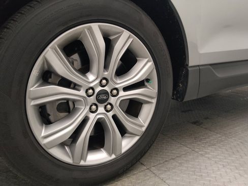 Used 2023 Ford Edge Titanium AWD/4WD image 31