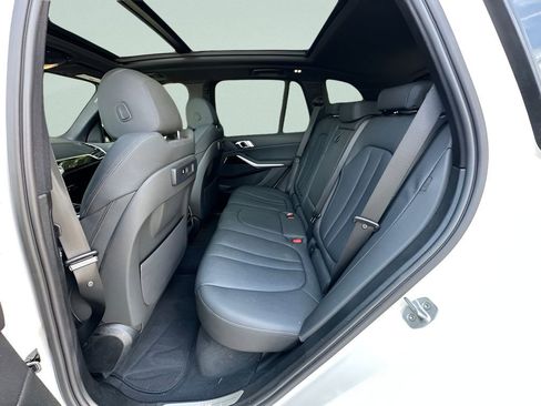 Used 2020 BMW X5 xDrive40i w/ Convenience Package AWD/4WD image 24