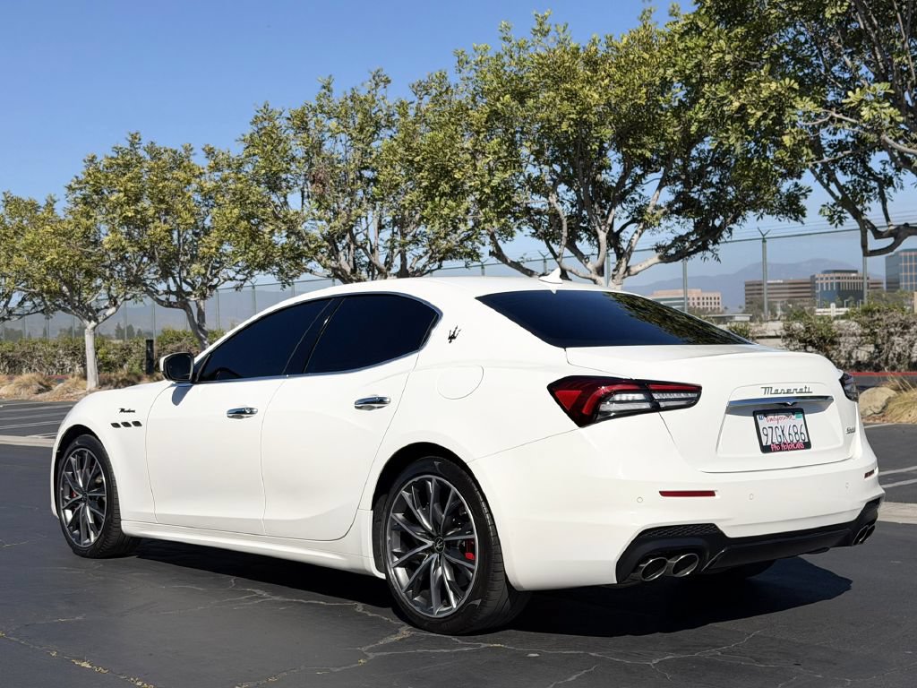 Used 2023 Maserati Ghibli Modena RWD image 5